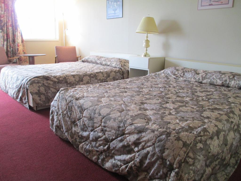 Newburg Inn Motel New Hamburg Quarto foto